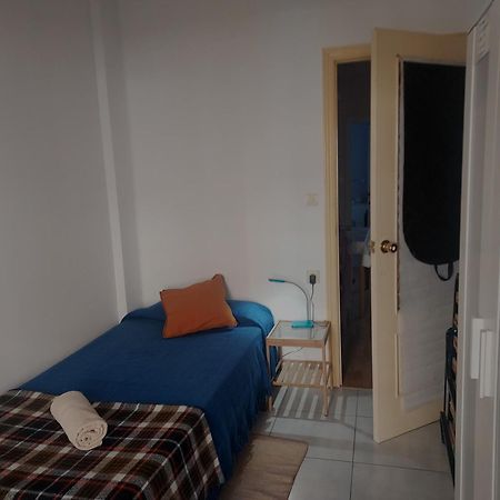 Cozy Private Room 1 Валенсия Экстерьер фото