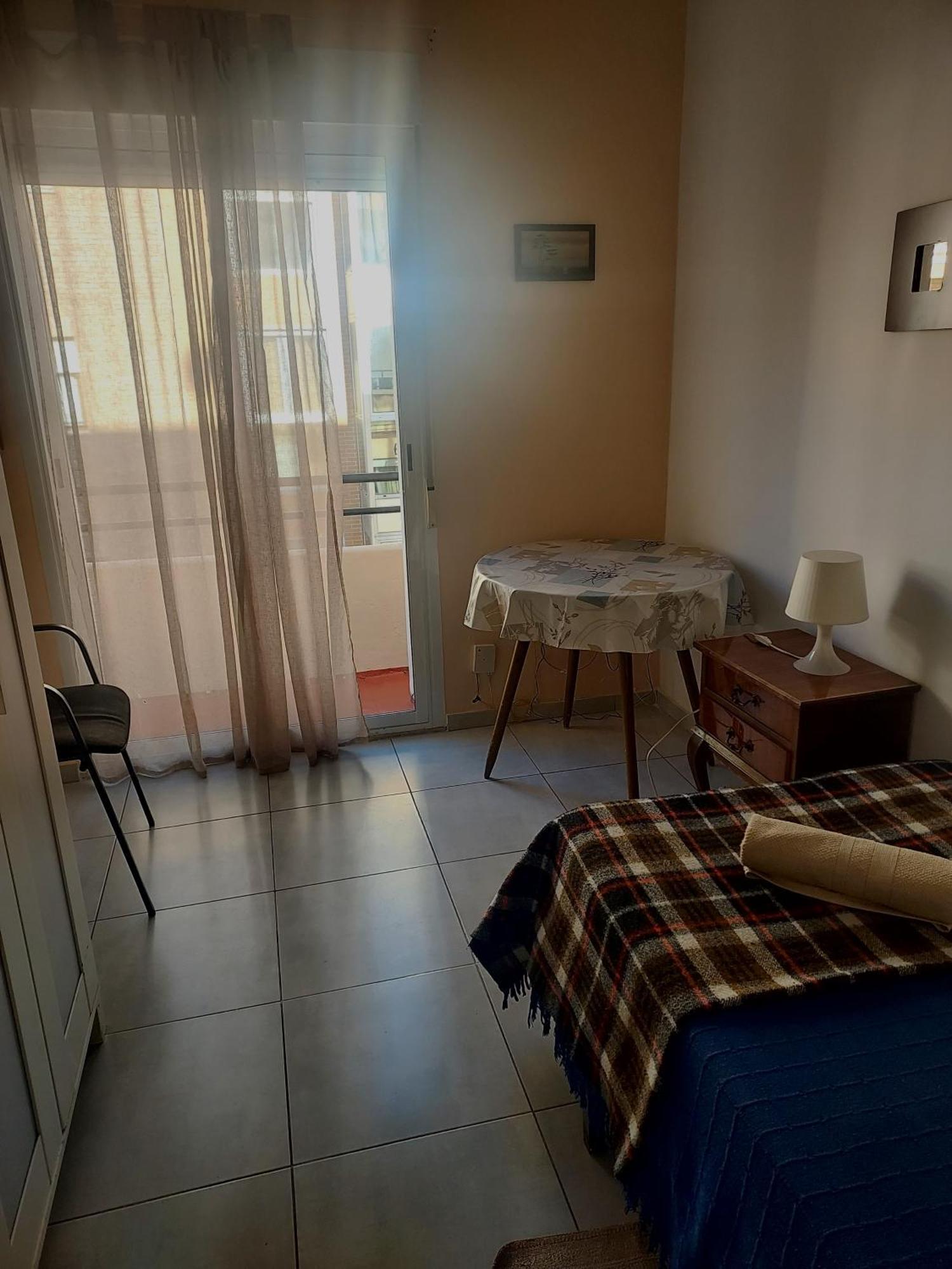 Cozy Private Room 1 Валенсия Экстерьер фото